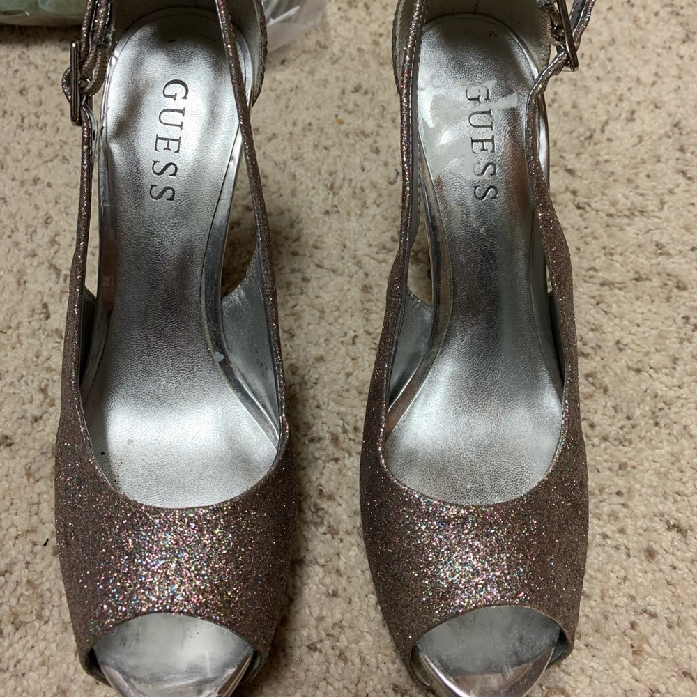 Guess peep toes